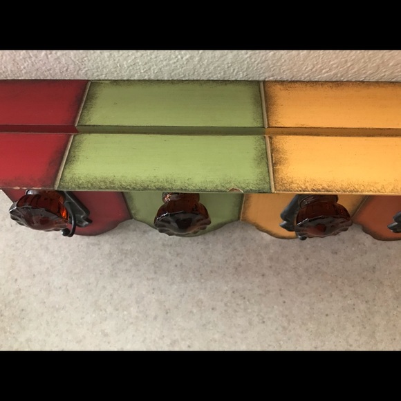 Wall Rack - Picture 3 of 5